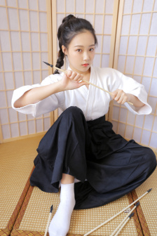 女狱警免费观看完整版全集